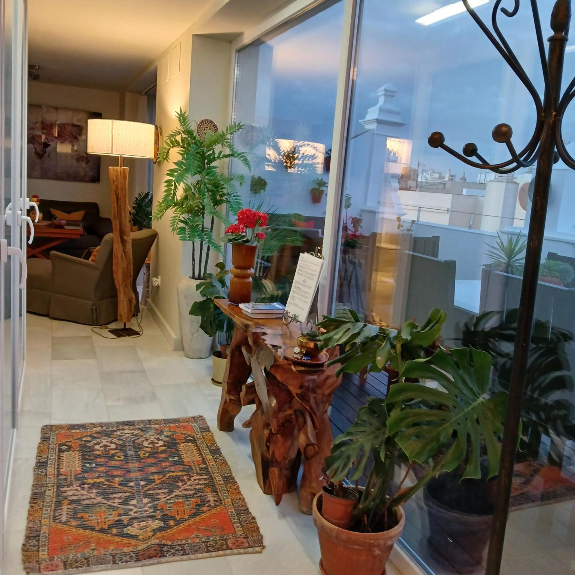***** Attic With Impressive Views And Jacuzzi Apartment Кадис Екстериор снимка