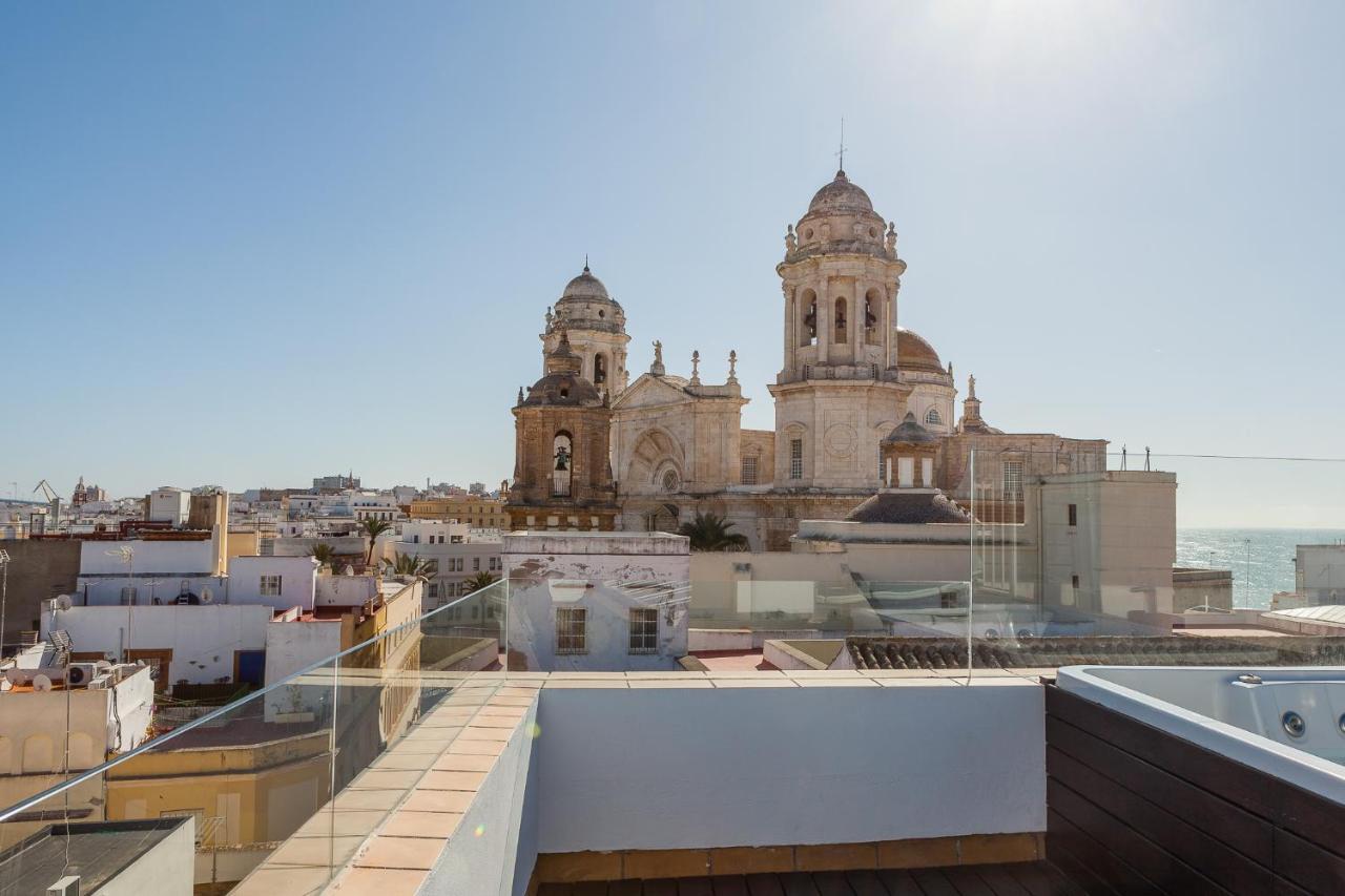 ***** Attic With Impressive Views And Jacuzzi Apartment Кадис Екстериор снимка