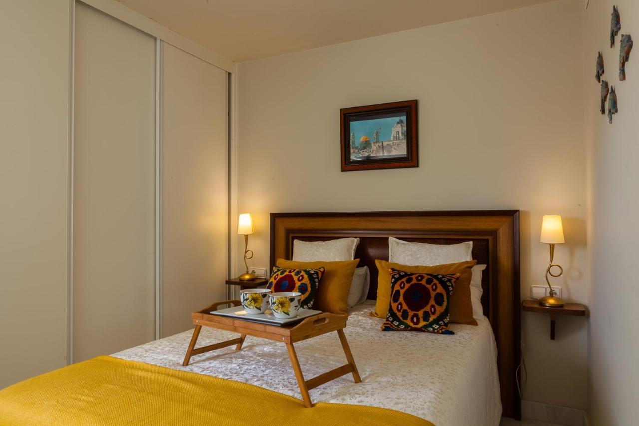 ***** Attic With Impressive Views And Jacuzzi Apartment Кадис Екстериор снимка