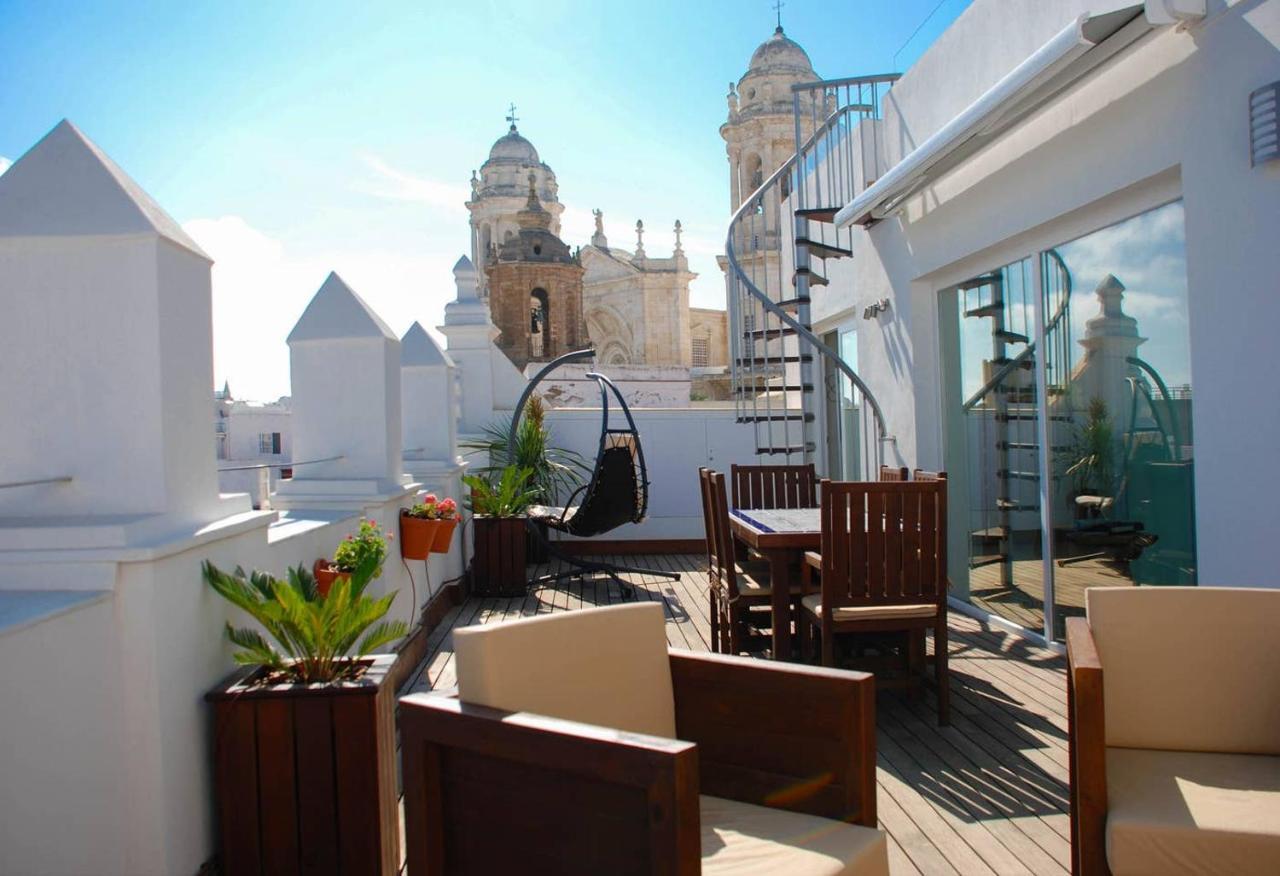 ***** Attic With Impressive Views And Jacuzzi Apartment Кадис Екстериор снимка